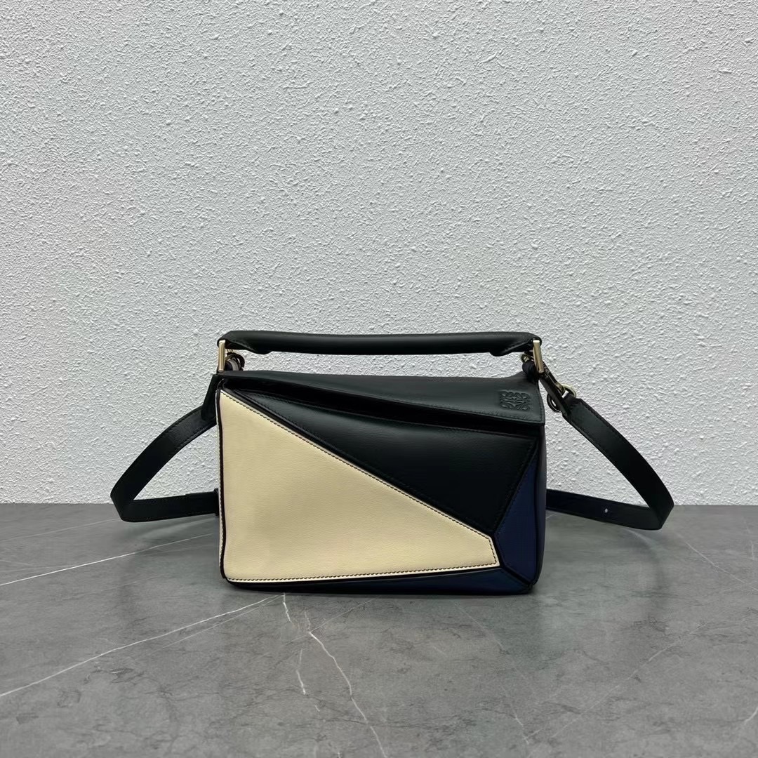 Loewe Small Puzzle Bag in Classic Calfskin Multicolour